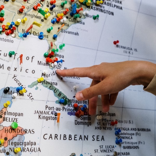 Photo of beauifully arranged food